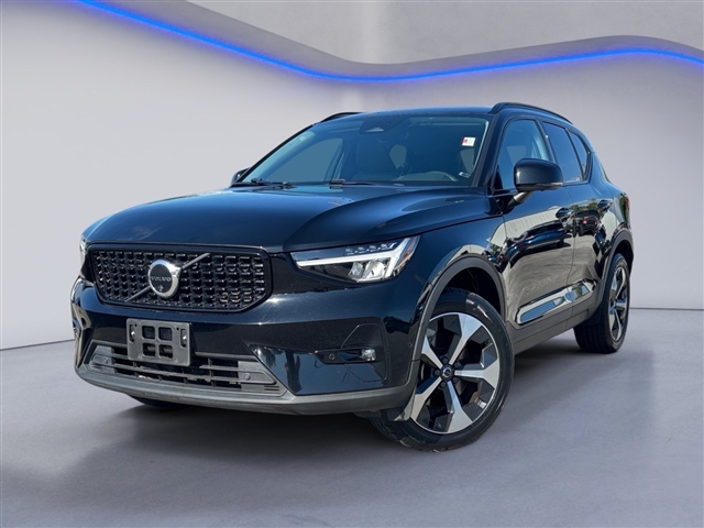 2023 Volvo XC40 Ultimate