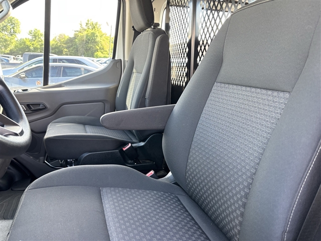 2023 Ford Transit Base