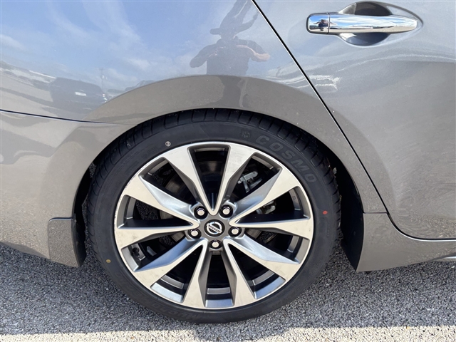 2021 Nissan Maxima Platinum