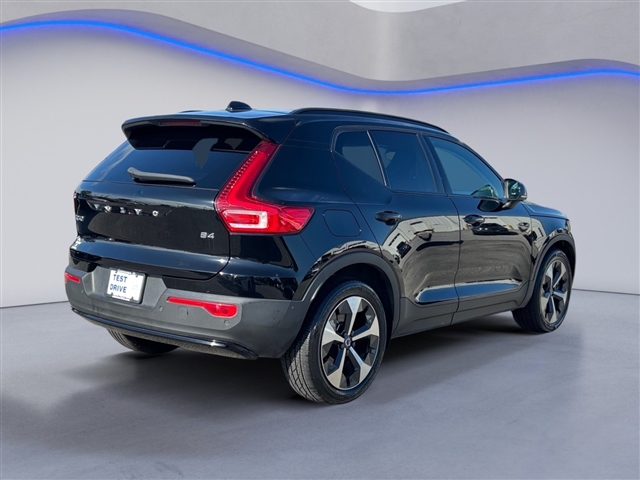 2023 Volvo XC40 Ultimate