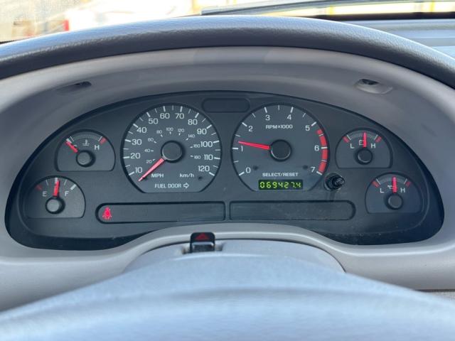 2004 Ford Mustang V6