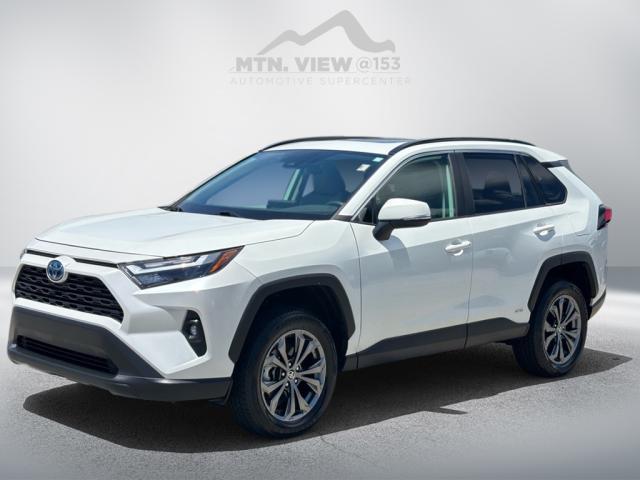 2022 Toyota RAV4 Hybrid XLE Premium