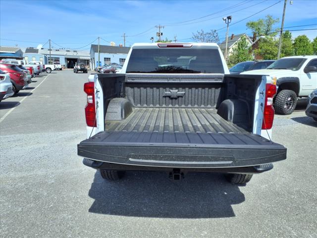 2025 Chevrolet Silverado 1500 4WD CREW CAB 147  CUSTOM