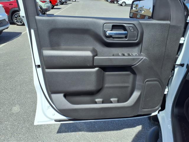 2025 Chevrolet Silverado 1500 4WD CREW CAB 147  CUSTOM