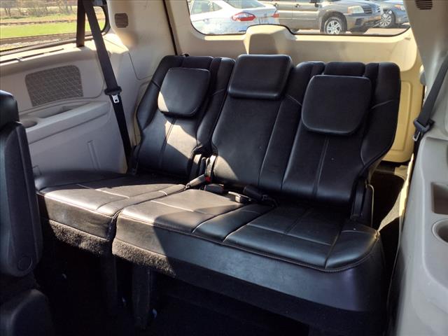 2013 Chrysler Town and Country Limited