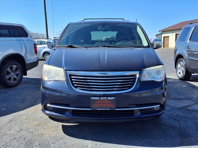2013 Chrysler Town and Country Limited
