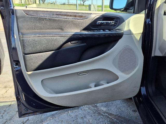 2013 Chrysler Town and Country Limited