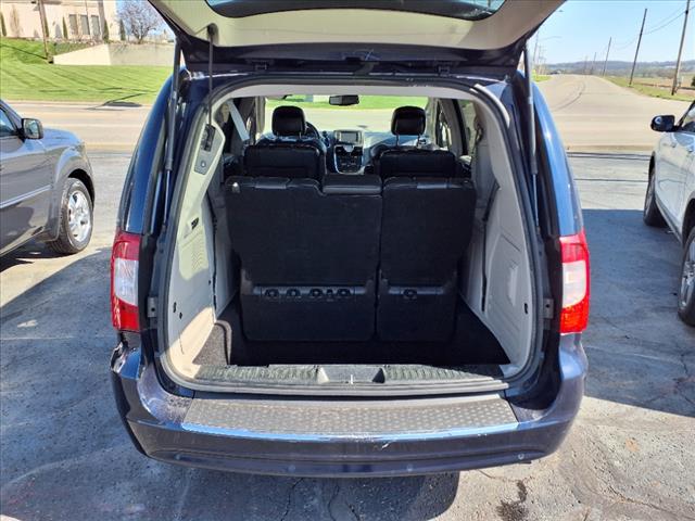 2013 Chrysler Town and Country Limited
