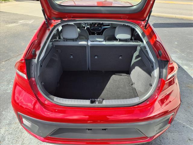 2021 Hyundai IONIQ Hybrid Blue