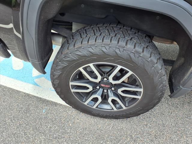 2023 GMC Sierra 1500 4WD CREW CAB 157  AT4