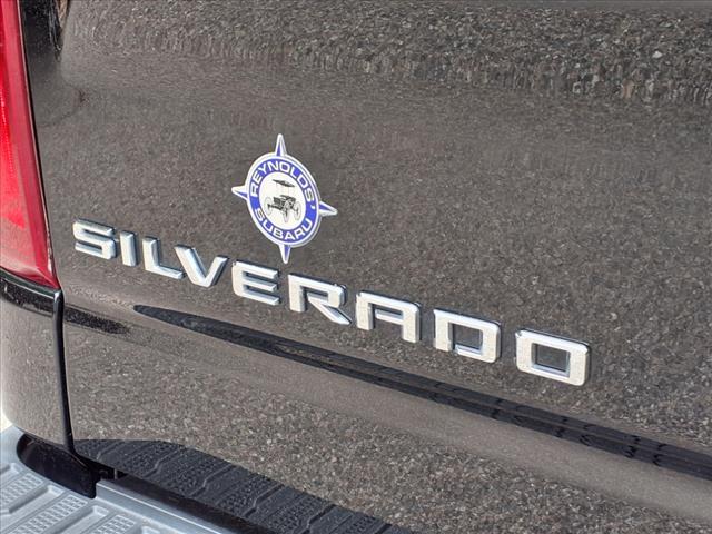 2020 Chevrolet Silverado 1500 4WD CREW CAB 147  RST