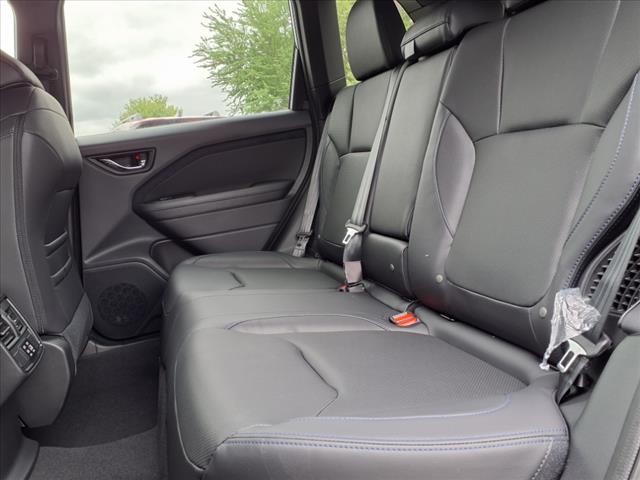 2025 Subaru Forester 2.5L CVT LIMITED HYBRID