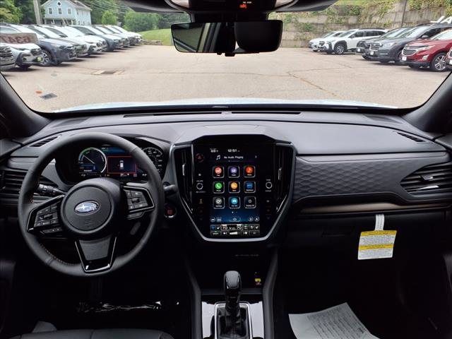 2025 Subaru Forester 2.5L CVT TOURING HYBRID