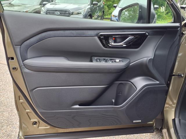 2025 Subaru Forester 2.5L CVT LIMITED HYBRID