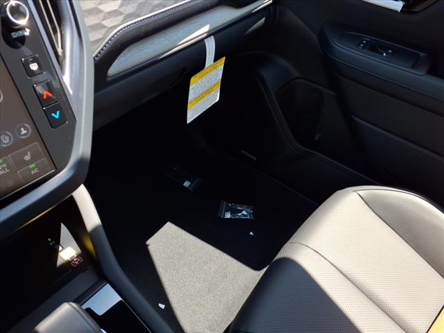 2025 Subaru Forester 2.5L CVT LIMITED HYBRID