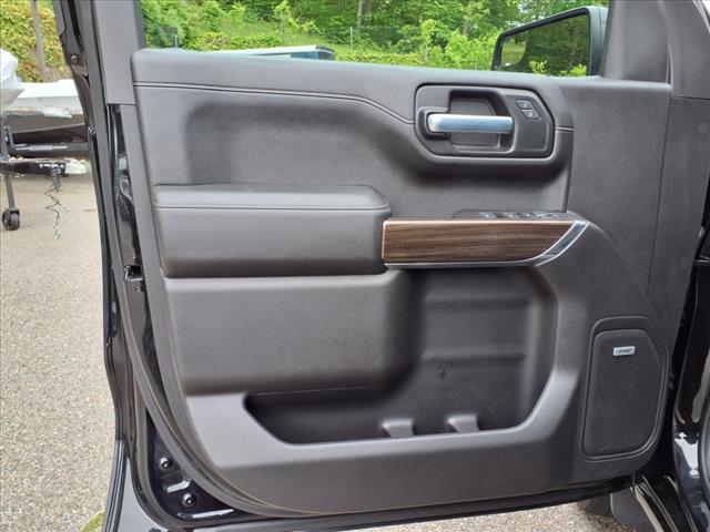2020 Chevrolet Silverado 1500 4WD CREW CAB 147  RST