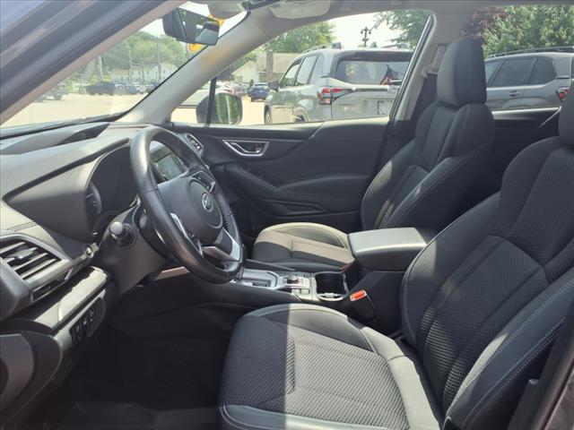 2021 Subaru Forester PREMIUM CVT