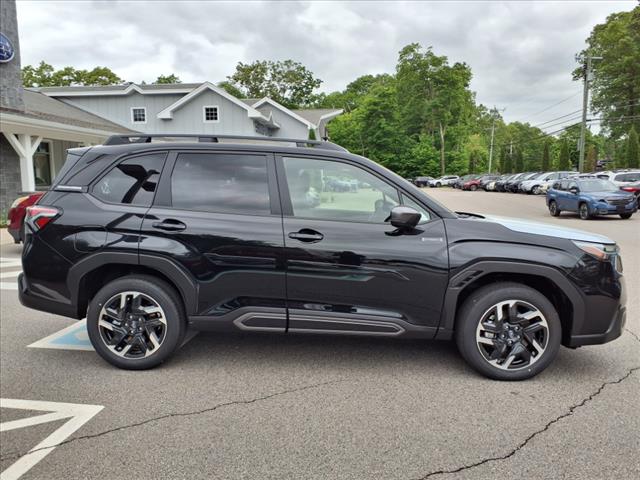 2025 Subaru Forester 2.5L CVT LIMITED HYBRID