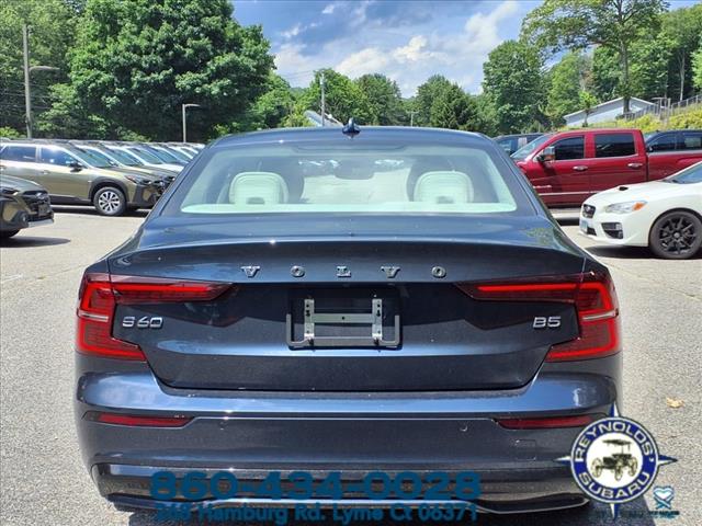 2024 Volvo S60 B5 FWD CORE DARK THEME