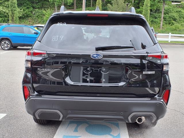 2025 Subaru Forester 2.5L CVT LIMITED HYBRID