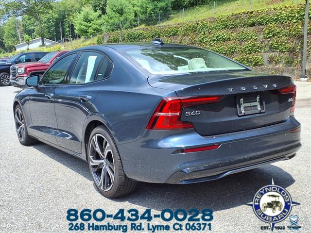 2024 Volvo S60 B5 FWD CORE DARK THEME