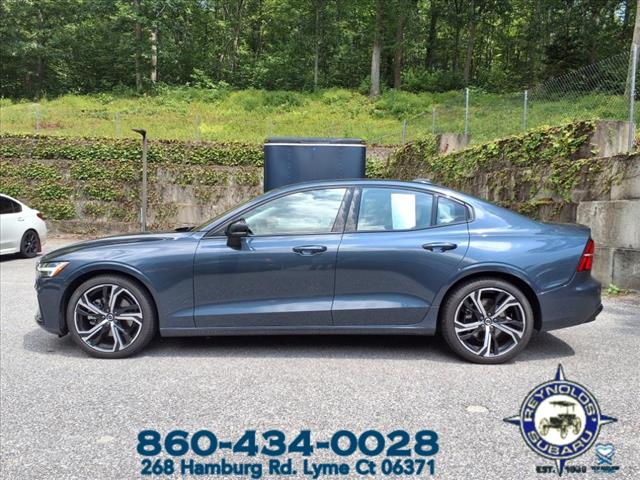 2024 Volvo S60 B5 FWD CORE DARK THEME