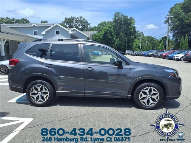 2021 Subaru Forester PREMIUM CVT