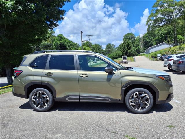 2025 Subaru Forester 2.5L CVT LIMITED HYBRID
