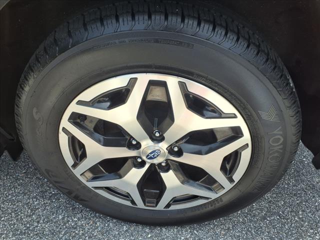 2021 Subaru Forester PREMIUM CVT