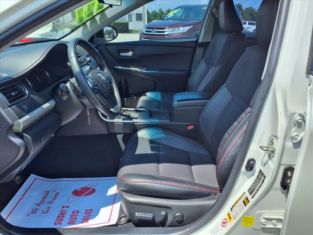 2017 Toyota Camry SE