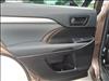 2019 Toyota Highlander LE - thumbnail 14