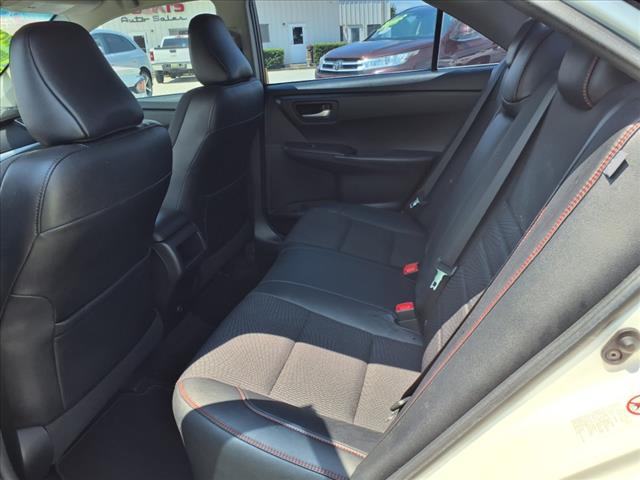 2017 Toyota Camry SE