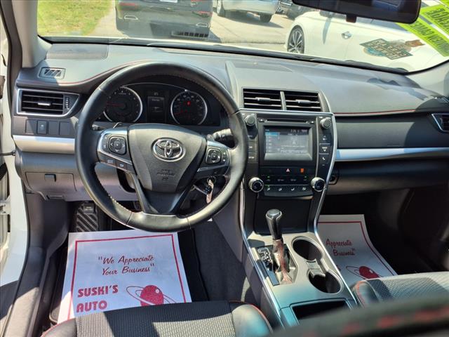 2017 Toyota Camry SE
