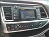 2019 Toyota Highlander LE - thumbnail 19