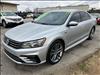 2017 Volkswagen Passat 1.8T R-Line - thumbnail 1