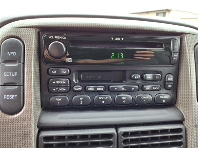 2005 Ford Explorer XLT