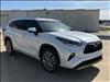 2022 Toyota Highlander Platinum - thumbnail 2
