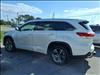 2017 Toyota Highlander Limited Platinum - thumbnail 2