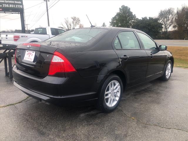 2010 Ford Fusion S