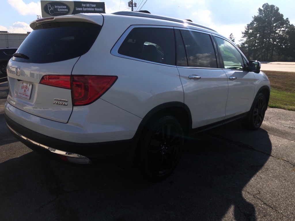 2016 Honda Pilot Touring photo 3