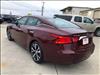 2017 Nissan Maxima Platinum - thumbnail 4