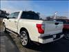 2017 Nissan Titan SL - thumbnail 4