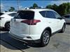 2017 Toyota RAV4 Hybrid XLE - thumbnail 4
