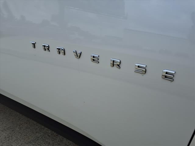 2018 Chevrolet Traverse LT Cloth