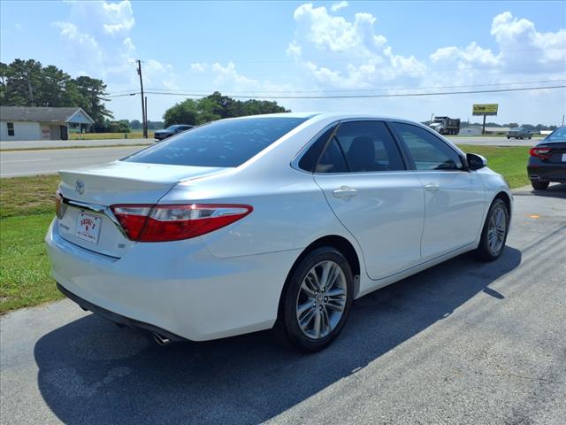 2017 Toyota Camry SE