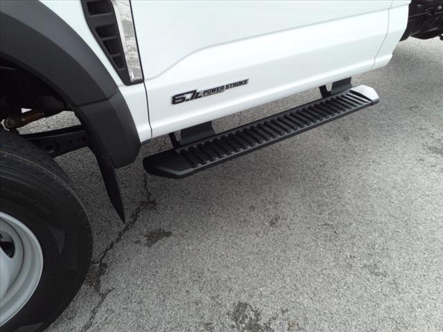 2024 Ford F-600SD  - Photo 11