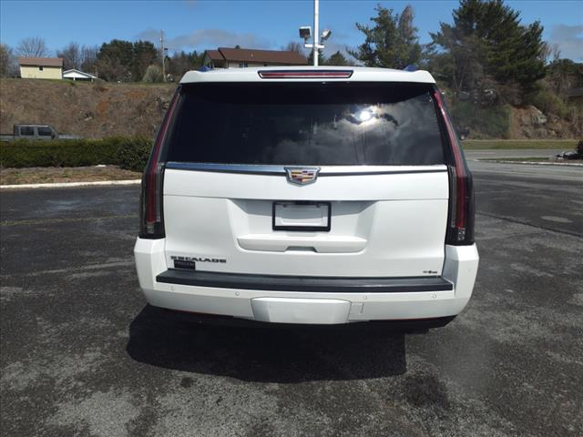2018 Cadillac Escalade ESV Luxury - Photo 14