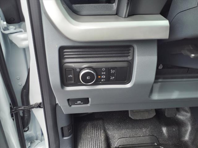 2025 Ford F-350 Super Duty XL - Photo 18