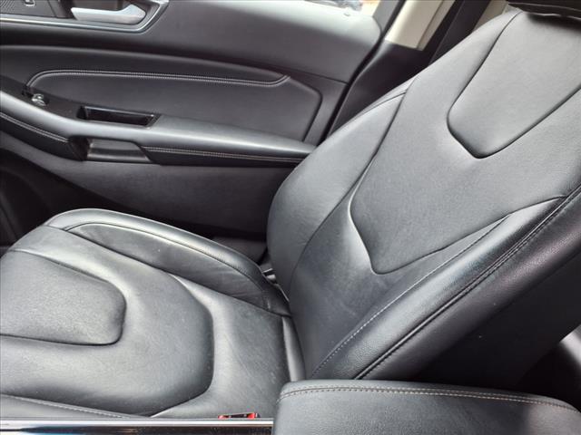 2019 Ford Edge Titanium - Photo 23