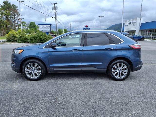 2019 Ford Edge Titanium - Photo 2